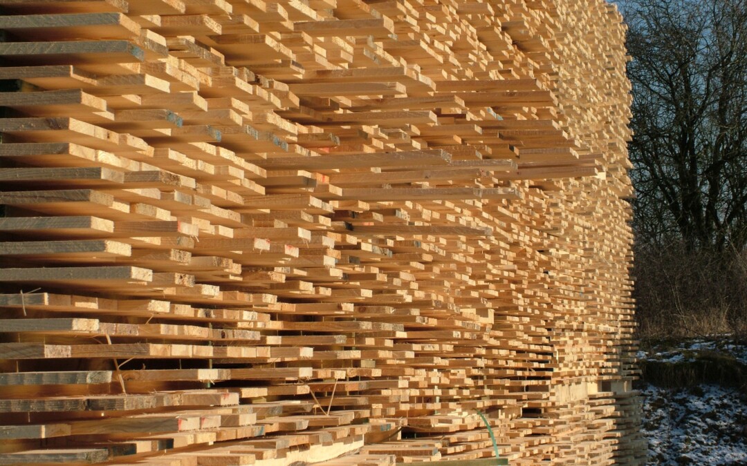 Baisse du prix du bois de construction